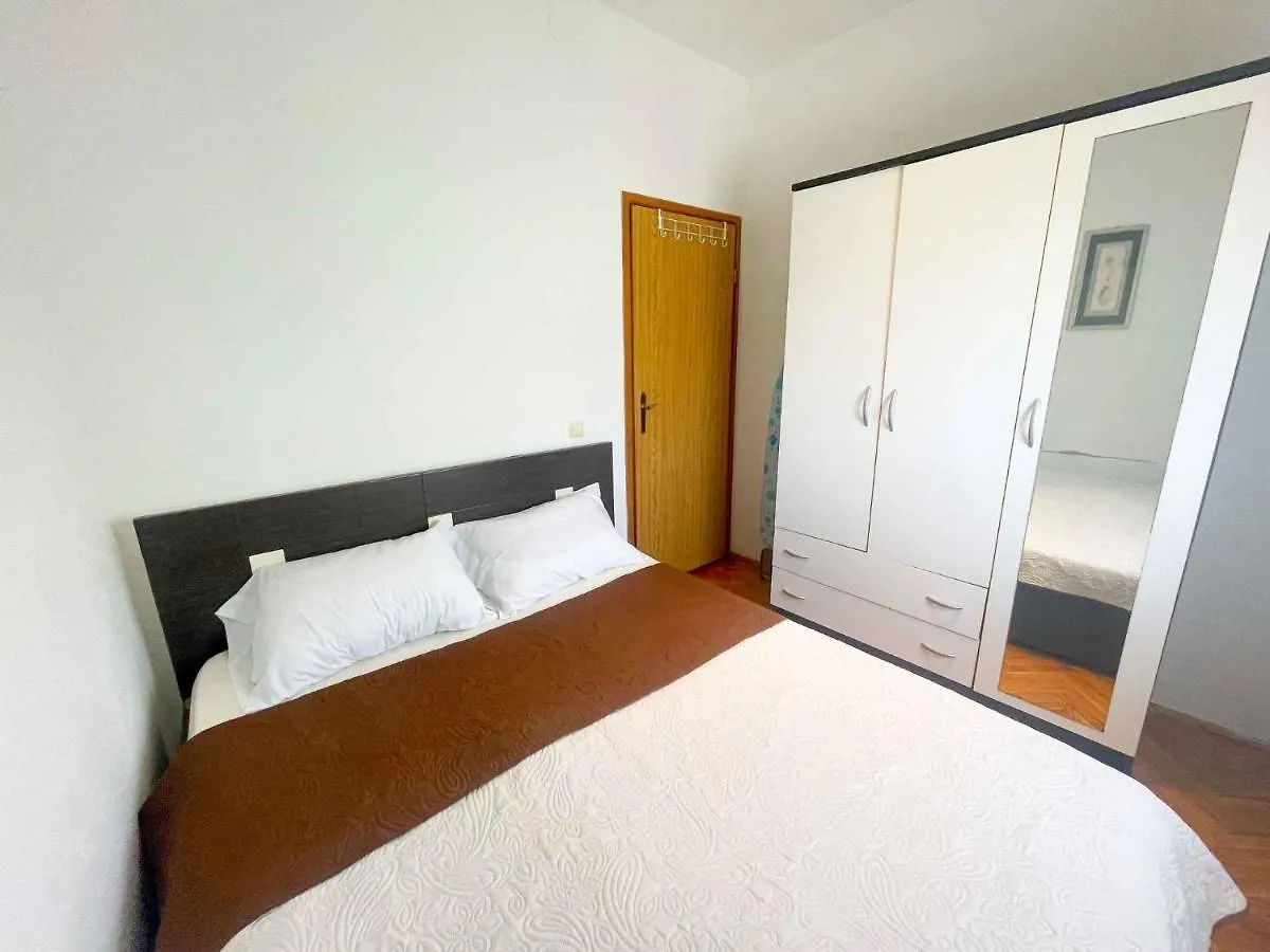 Apartment In Dramalj 42057 Croatia