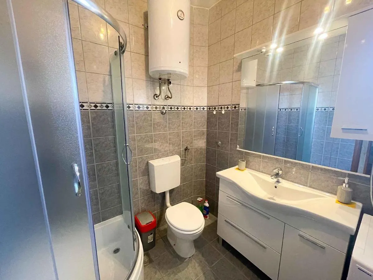 Apartment In Dramalj 42057